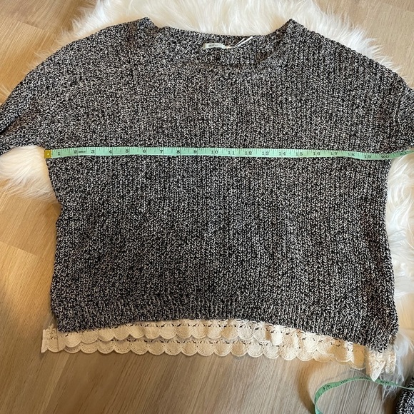 Urban Outfitters Grey Sweater Lace Trim - Picture 9 of 12